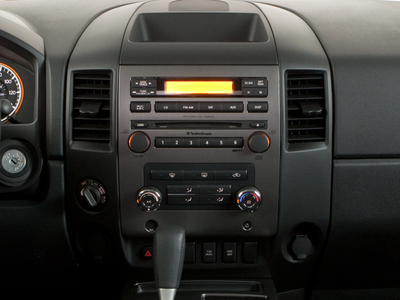 2011 Nissan Titan SV