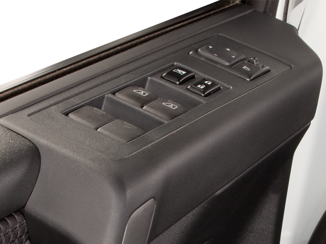 2011 Nissan Titan SV