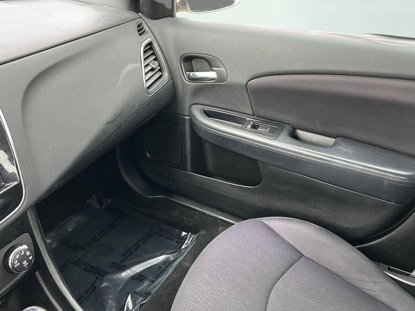 2014 Chrysler 200 Touring