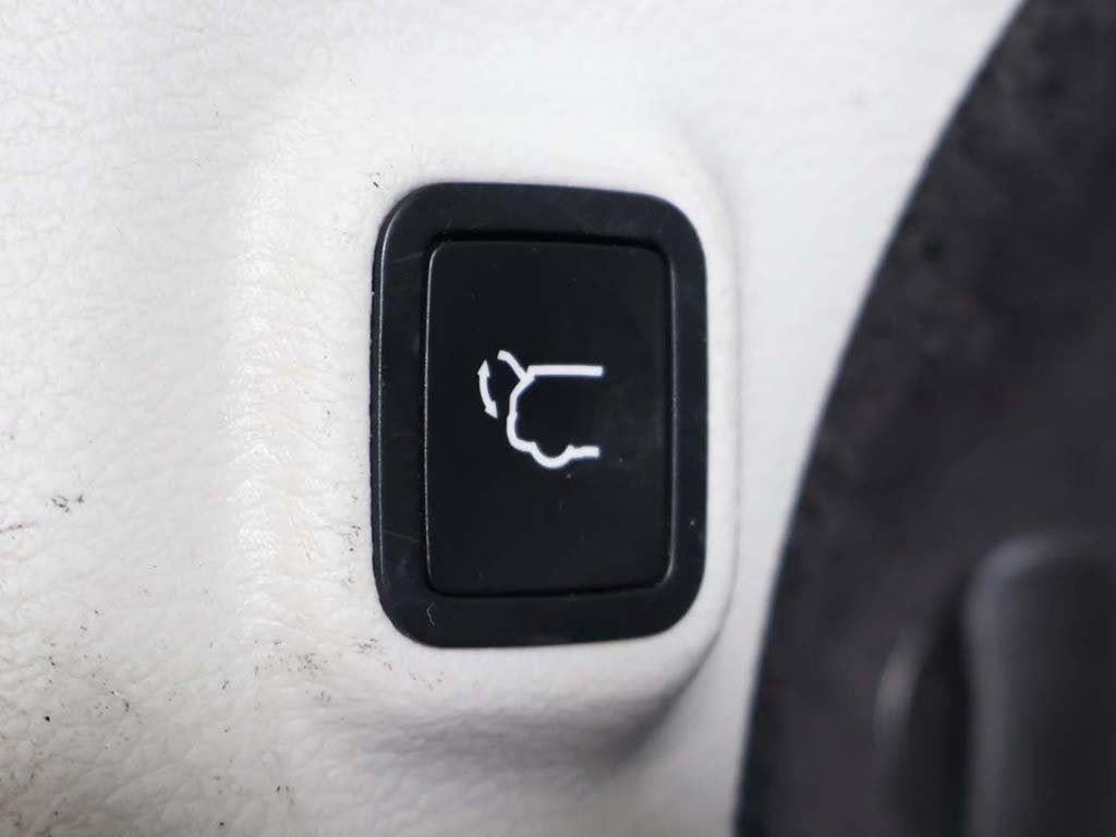 2019 Jeep Cherokee Overland