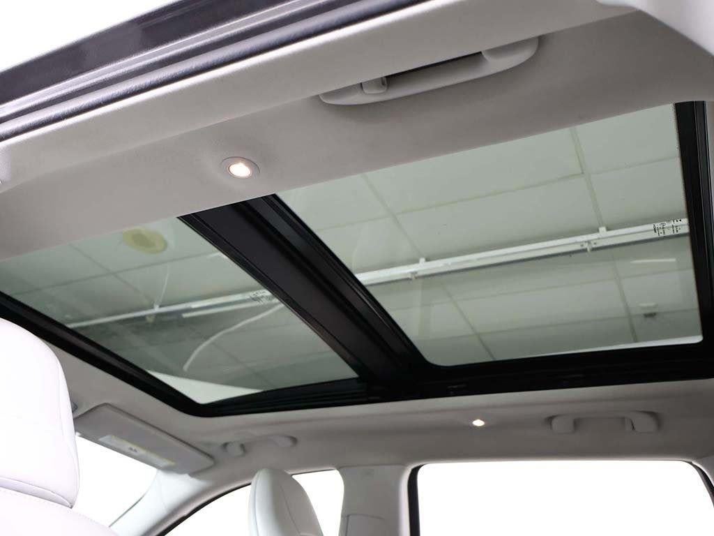 2019 Jeep Cherokee Overland