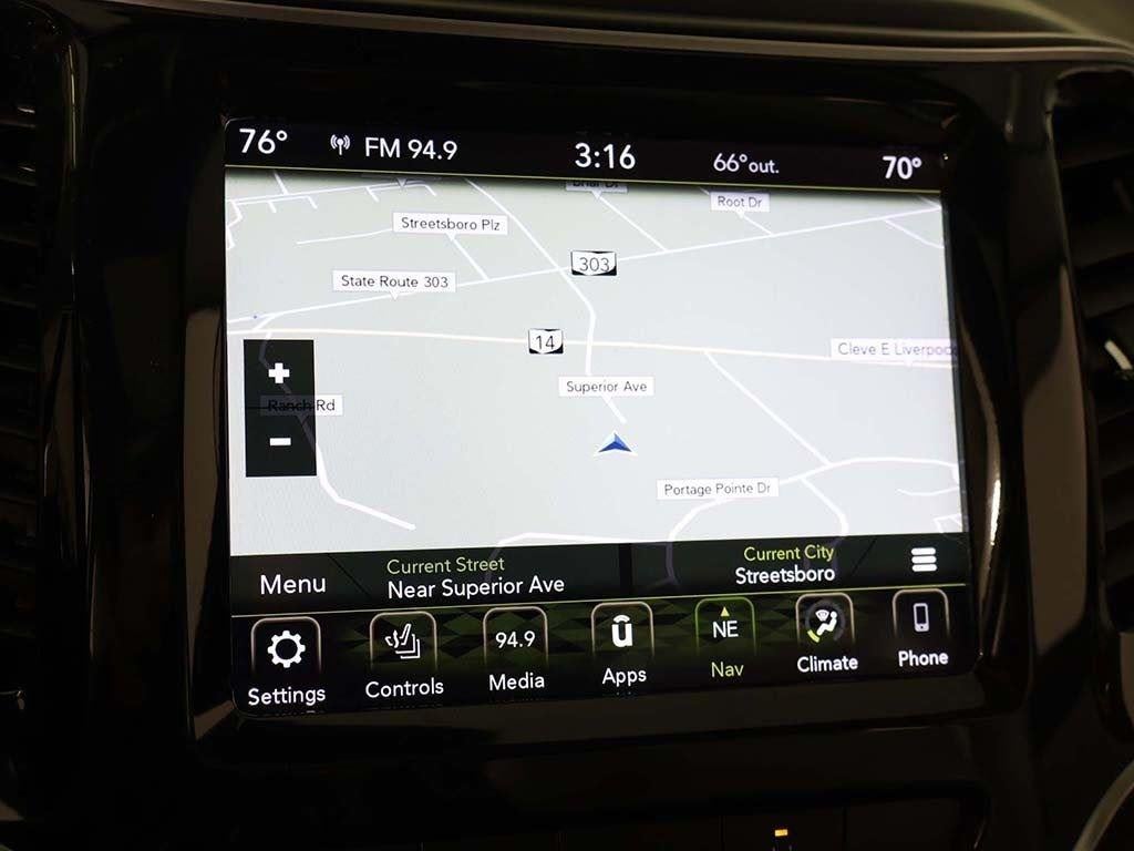 2019 Jeep Cherokee Overland