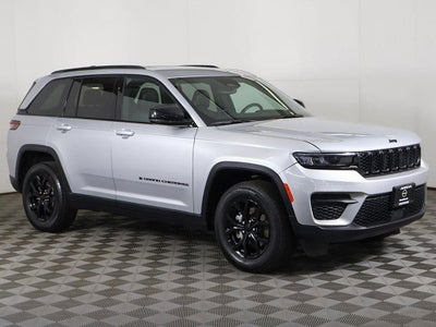 2024 Jeep Grand Cherokee Altitude