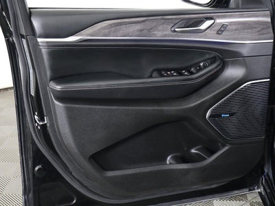 2023 Jeep Grand Cherokee 4xe Overland