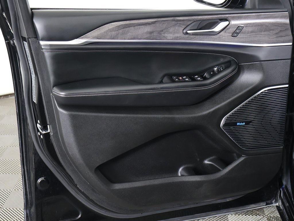 2023 Jeep Grand Cherokee 4xe Overland