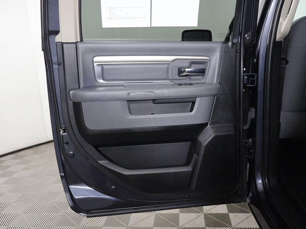 2020 RAM 1500 Classic SLT