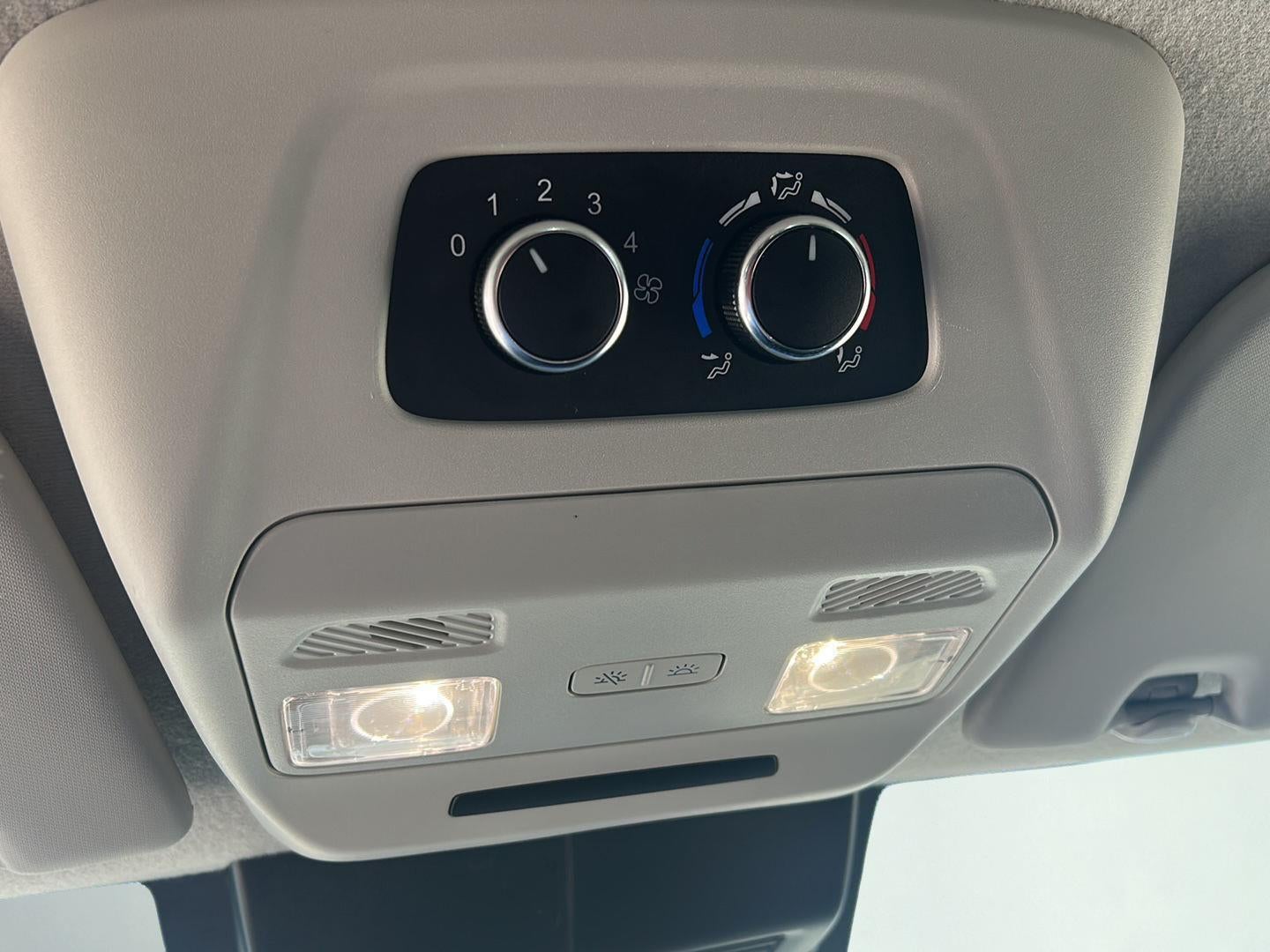 2023 Ford Transit 350 XLT