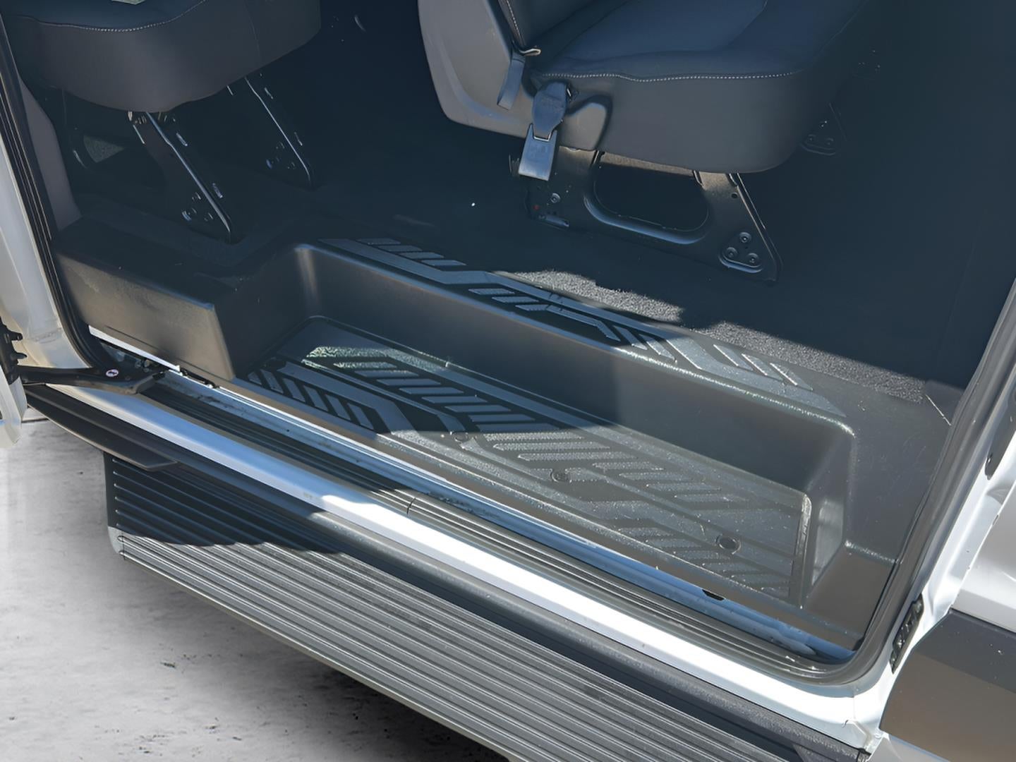2023 Ford Transit 350 XLT