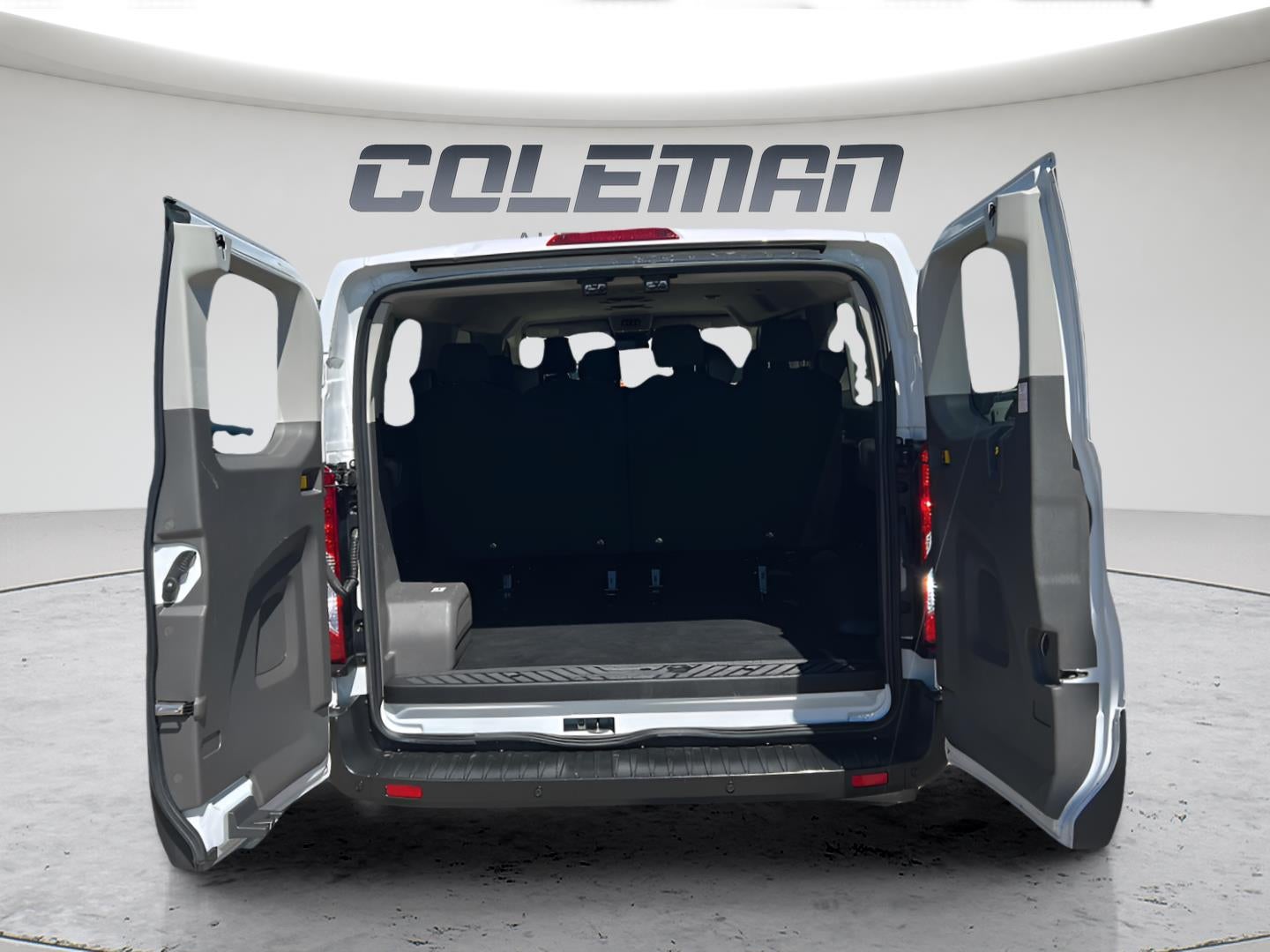 2023 Ford Transit 350 XLT