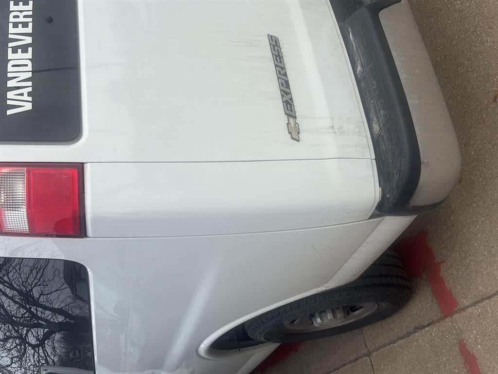 2020 Chevrolet Express Passenger LT