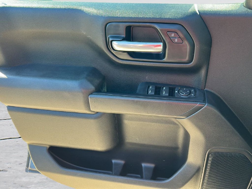 2021 Chevrolet Silverado 1500 Custom Trail Boss 11