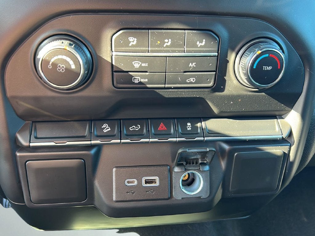 2021 Chevrolet Silverado 1500 Custom Trail Boss 13