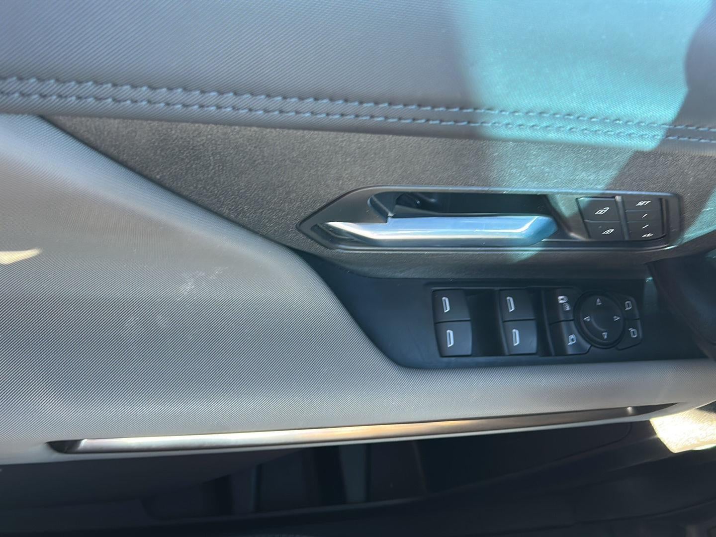 2024 GMC HUMMER EV SUV 2X