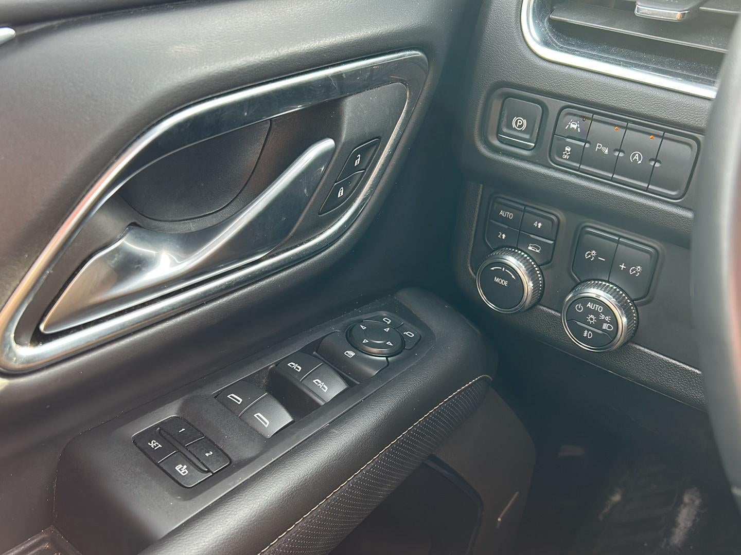 2024 GMC Yukon XL SLT