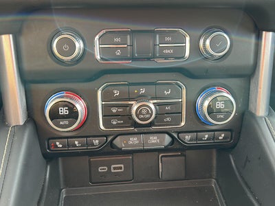 2024 GMC Yukon XL SLT