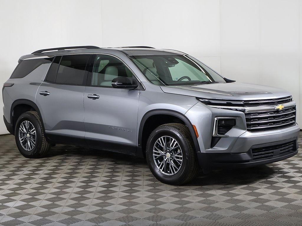 2025 Chevrolet Traverse AWD LT