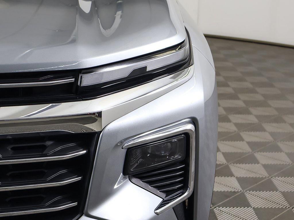 2025 Chevrolet Traverse AWD LT