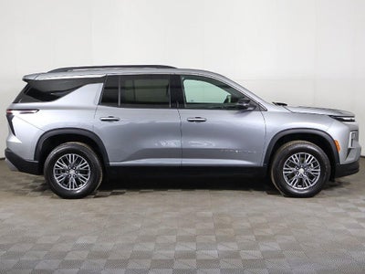 2025 Chevrolet Traverse AWD LT
