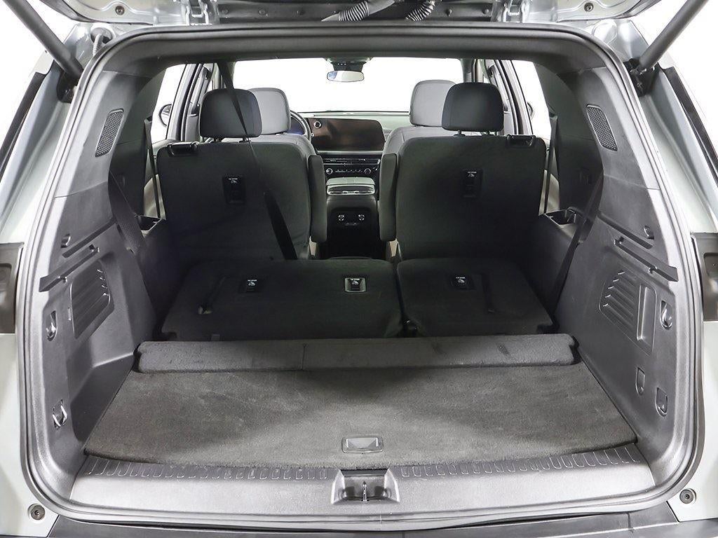 2025 Chevrolet Traverse AWD LT