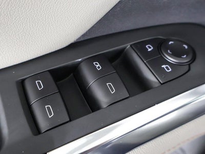 2025 Chevrolet Traverse AWD LT