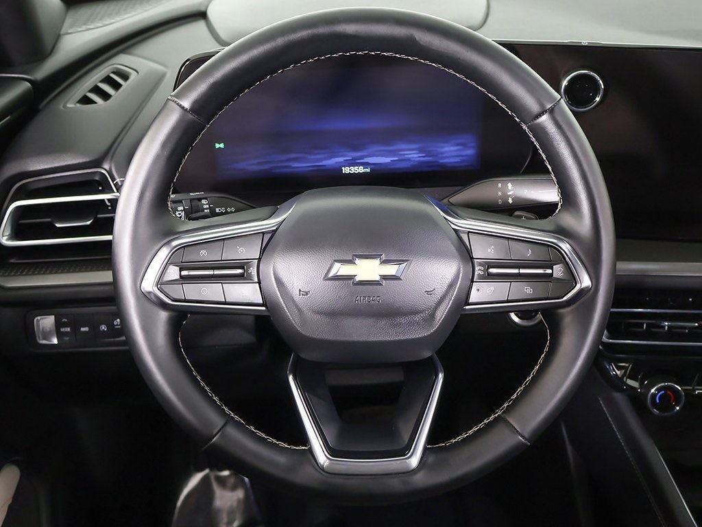 2025 Chevrolet Traverse AWD LT