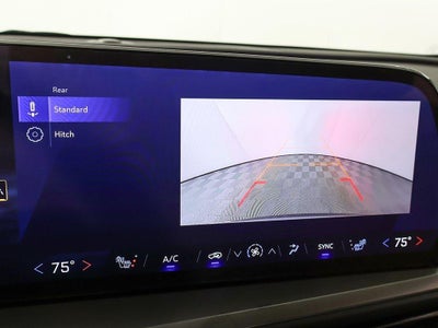 2025 Chevrolet Traverse AWD LT