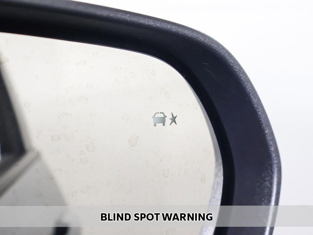 2025 Chevrolet Traverse AWD LT