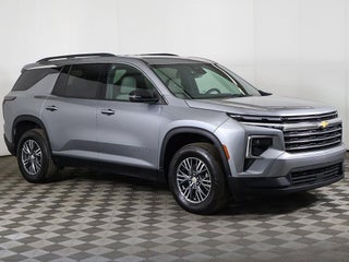 2025 Chevrolet Traverse AWD LT