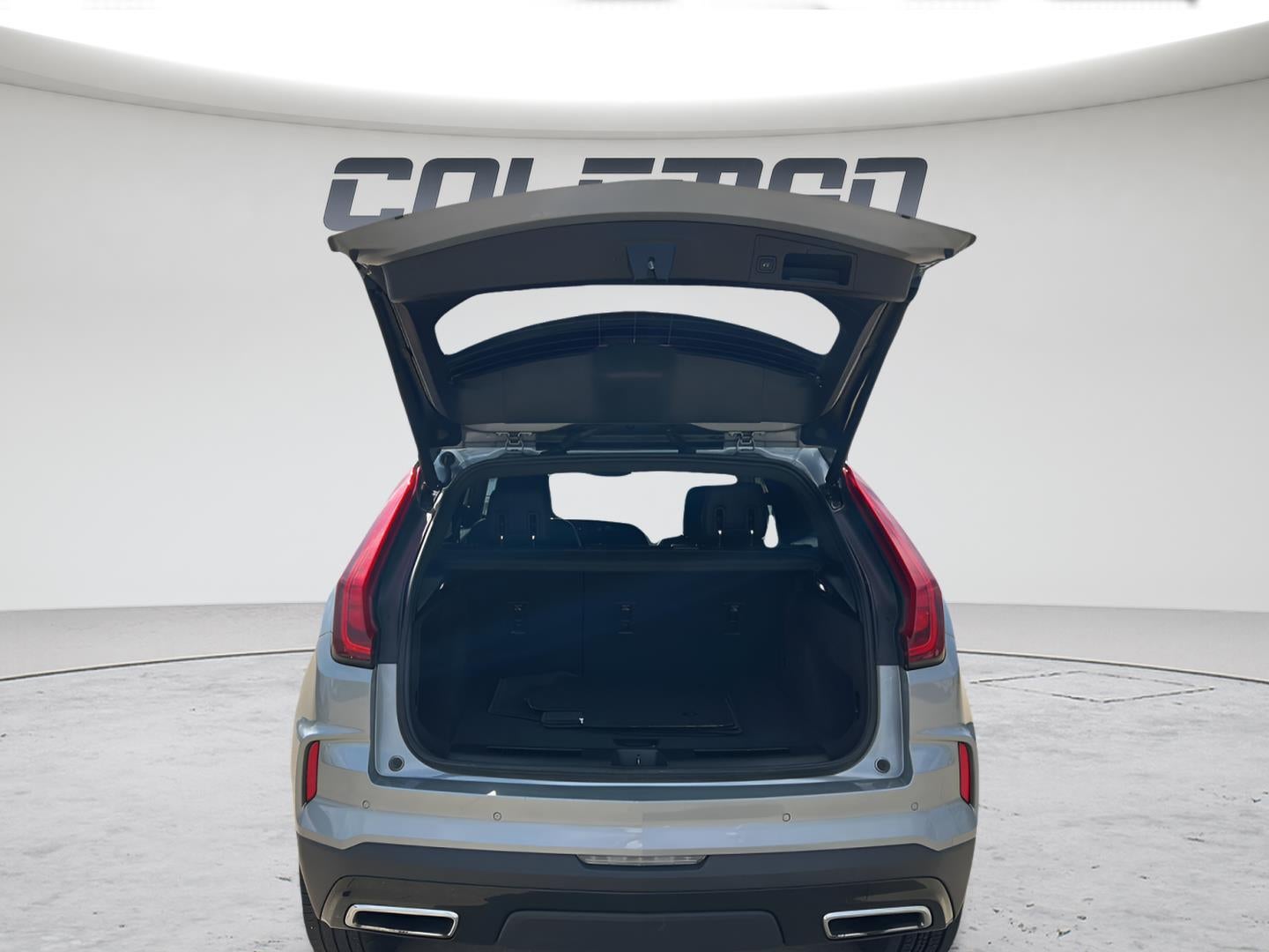 2024 Cadillac XT4 FWD Premium Luxury