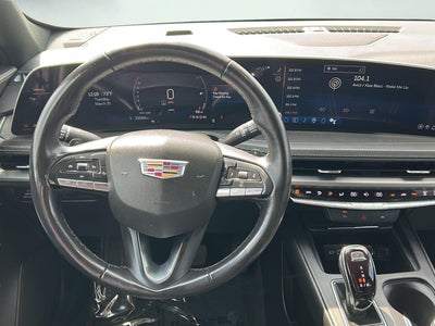 2024 Cadillac XT4 FWD Premium Luxury