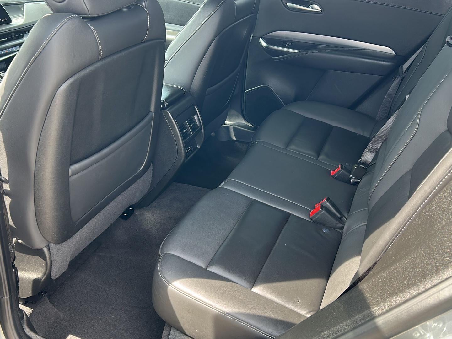 2024 Cadillac XT4 FWD Premium Luxury