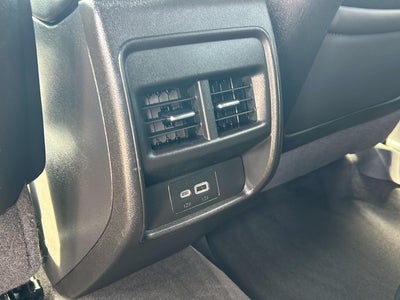 2024 Cadillac XT4 FWD Premium Luxury