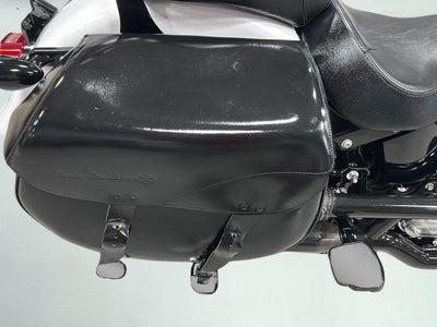 2011 Harley-Davidson FLSTFB Fat Boy