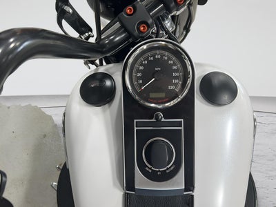 2011 Harley-Davidson FLSTFB -