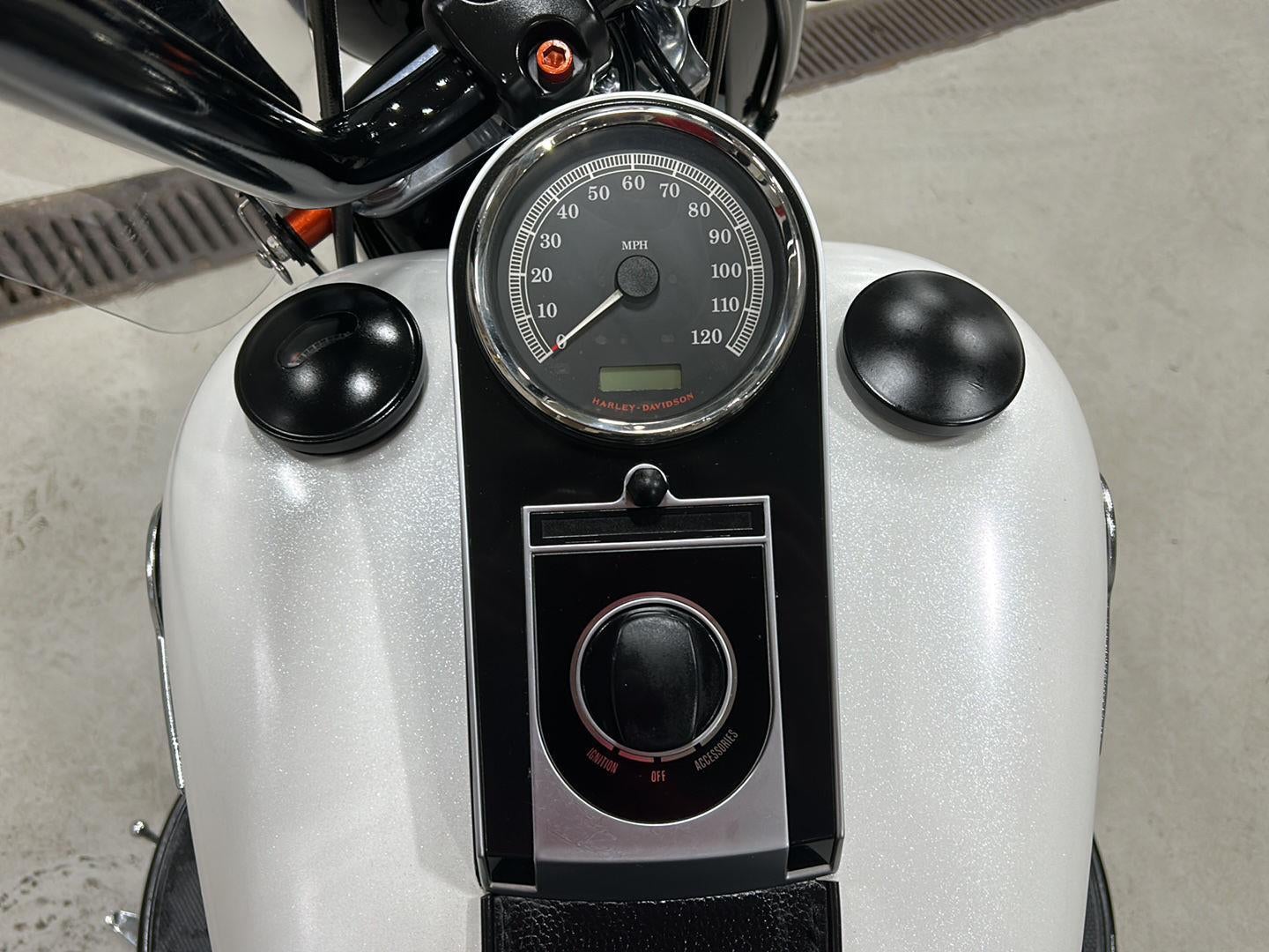 2011 Harley-Davidson FLSTFB Fat Boy