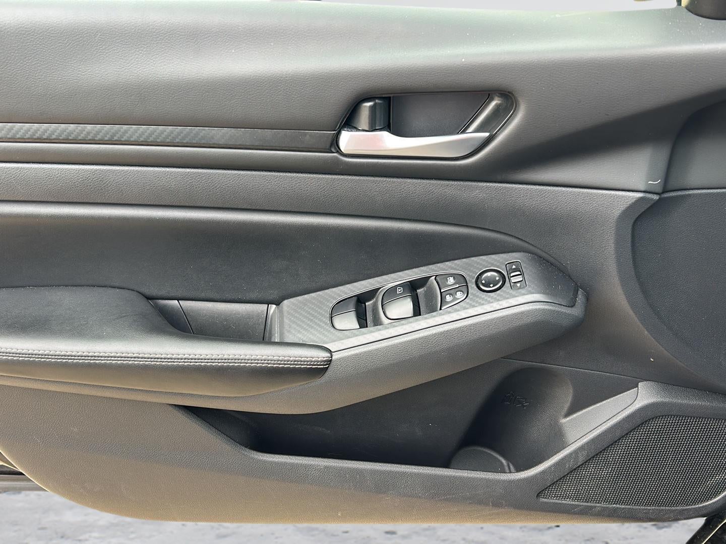 2024 Nissan Altima 25 SV 11