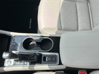 2023 Nissan Altima 2.5 SL