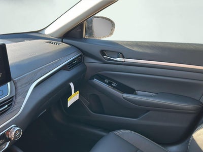 2025 Nissan Altima SL