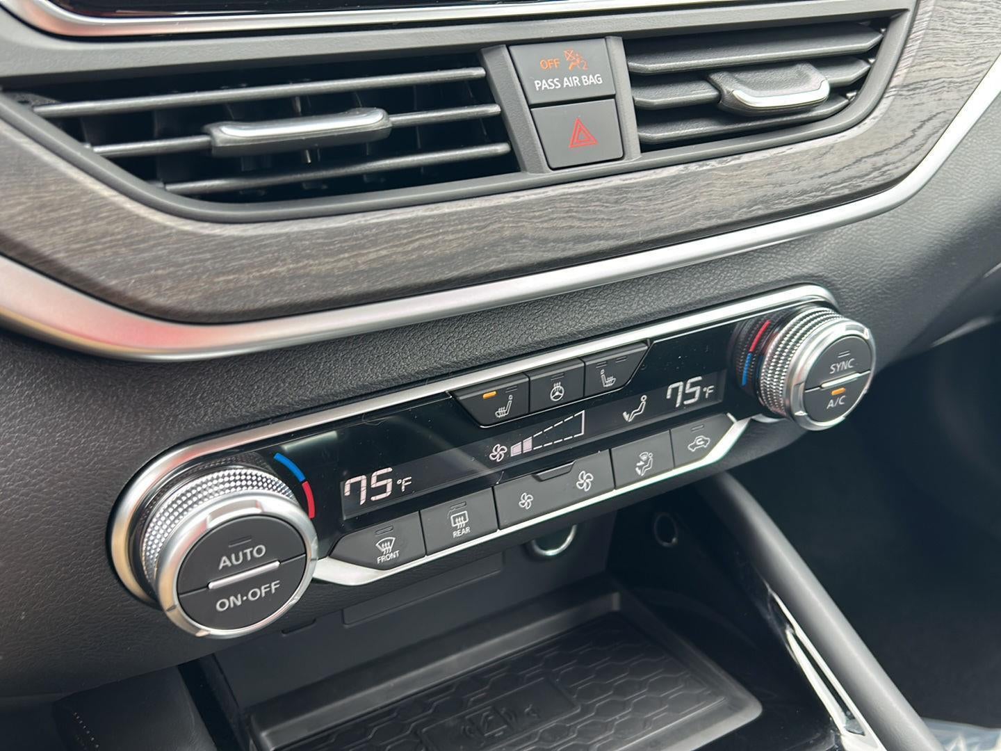 2025 Nissan Altima SL