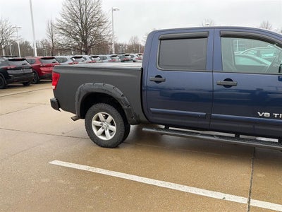 2011 Nissan Titan SV