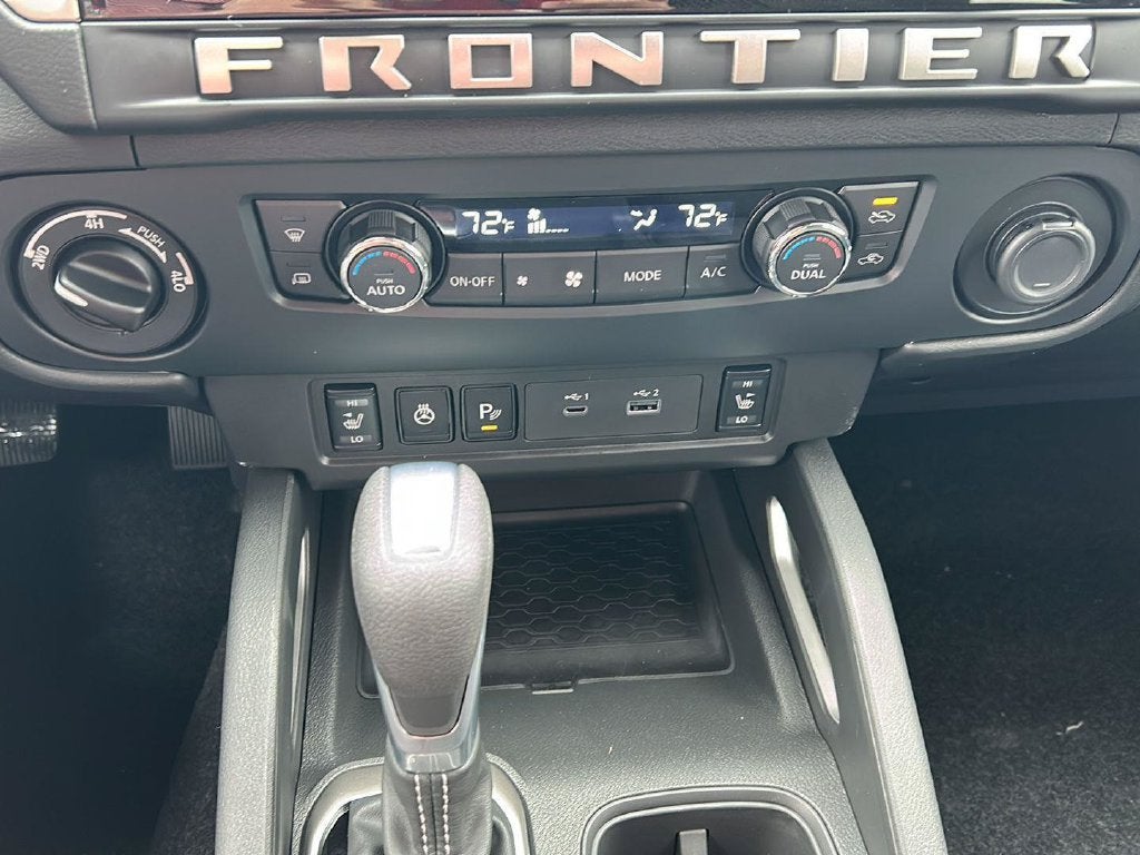 2027 Nissan Frontier SV 13