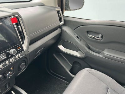 2027 Nissan Frontier SV