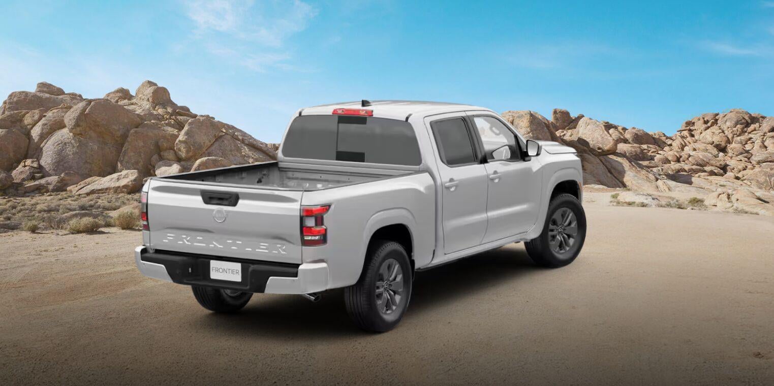 2027 Nissan Frontier SV 3
