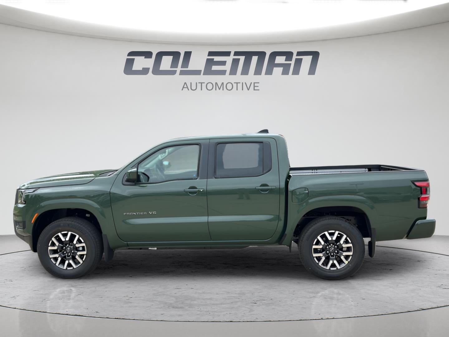 2027 Nissan Frontier SV