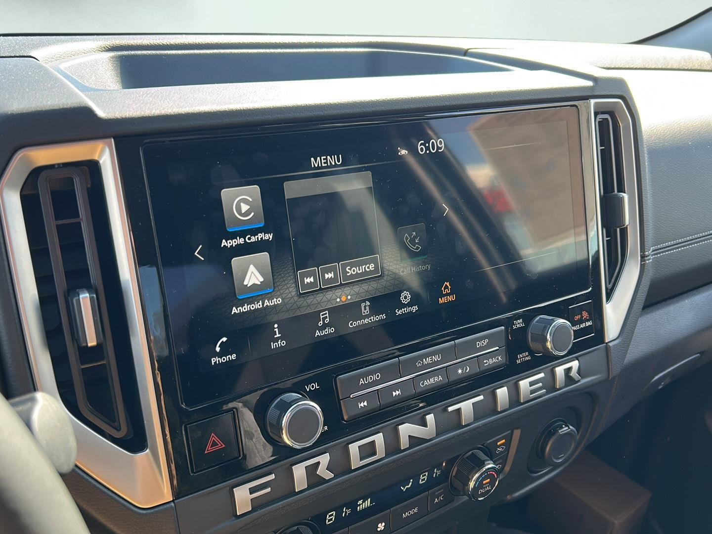 2026 Nissan Frontier Crew Cab SV