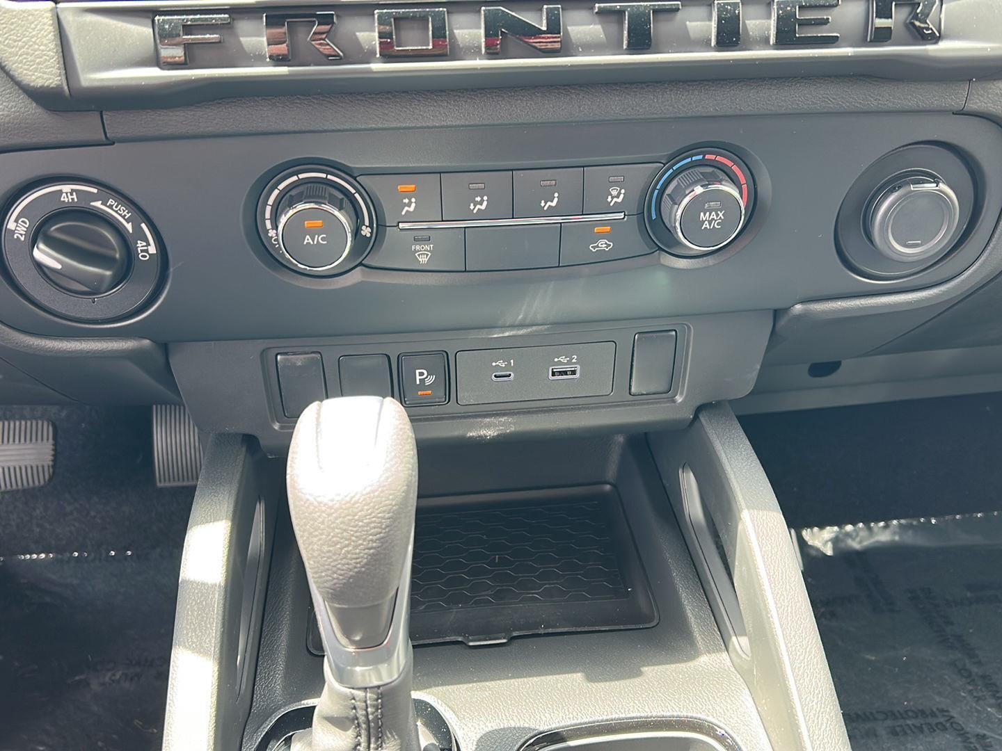 2026 Nissan Frontier Crew Cab SV