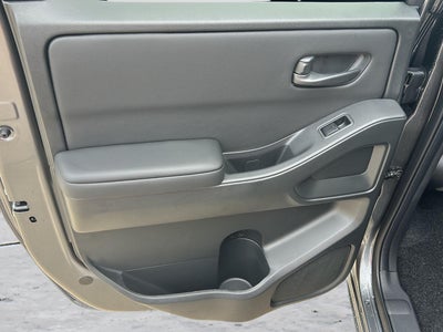 2027 Nissan Frontier SV