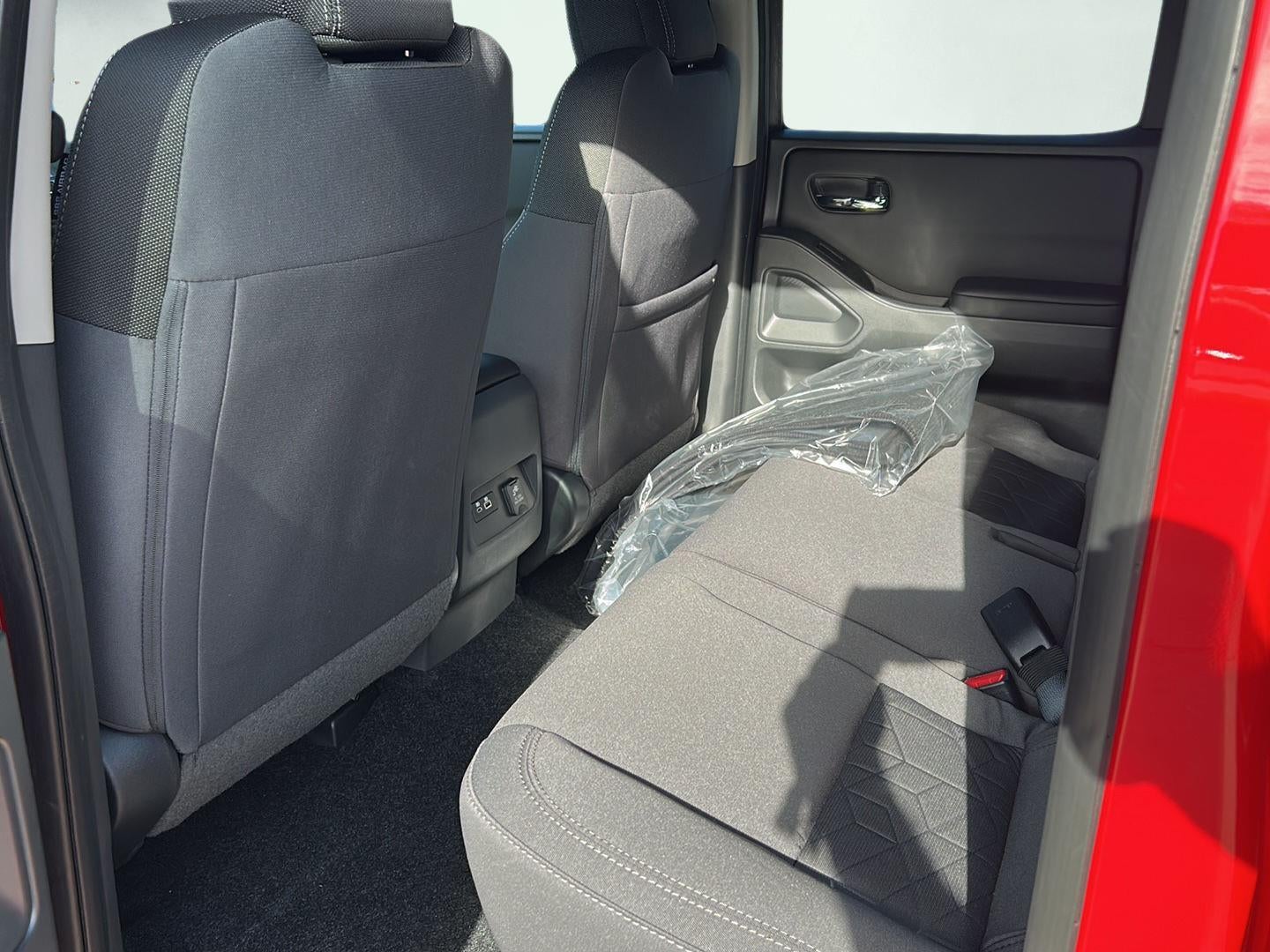 2027 Nissan Frontier SV