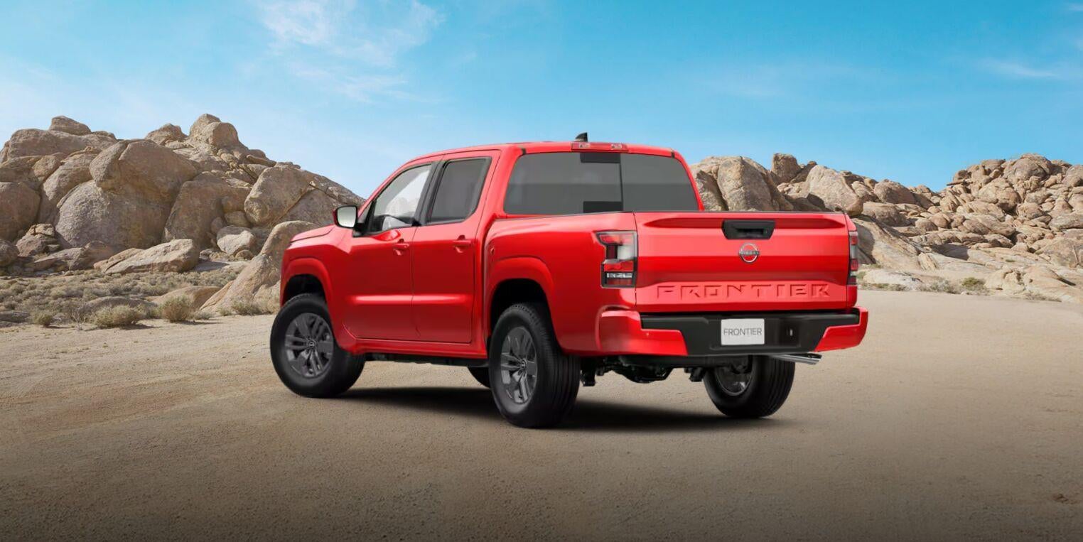 2027 Nissan Frontier SV