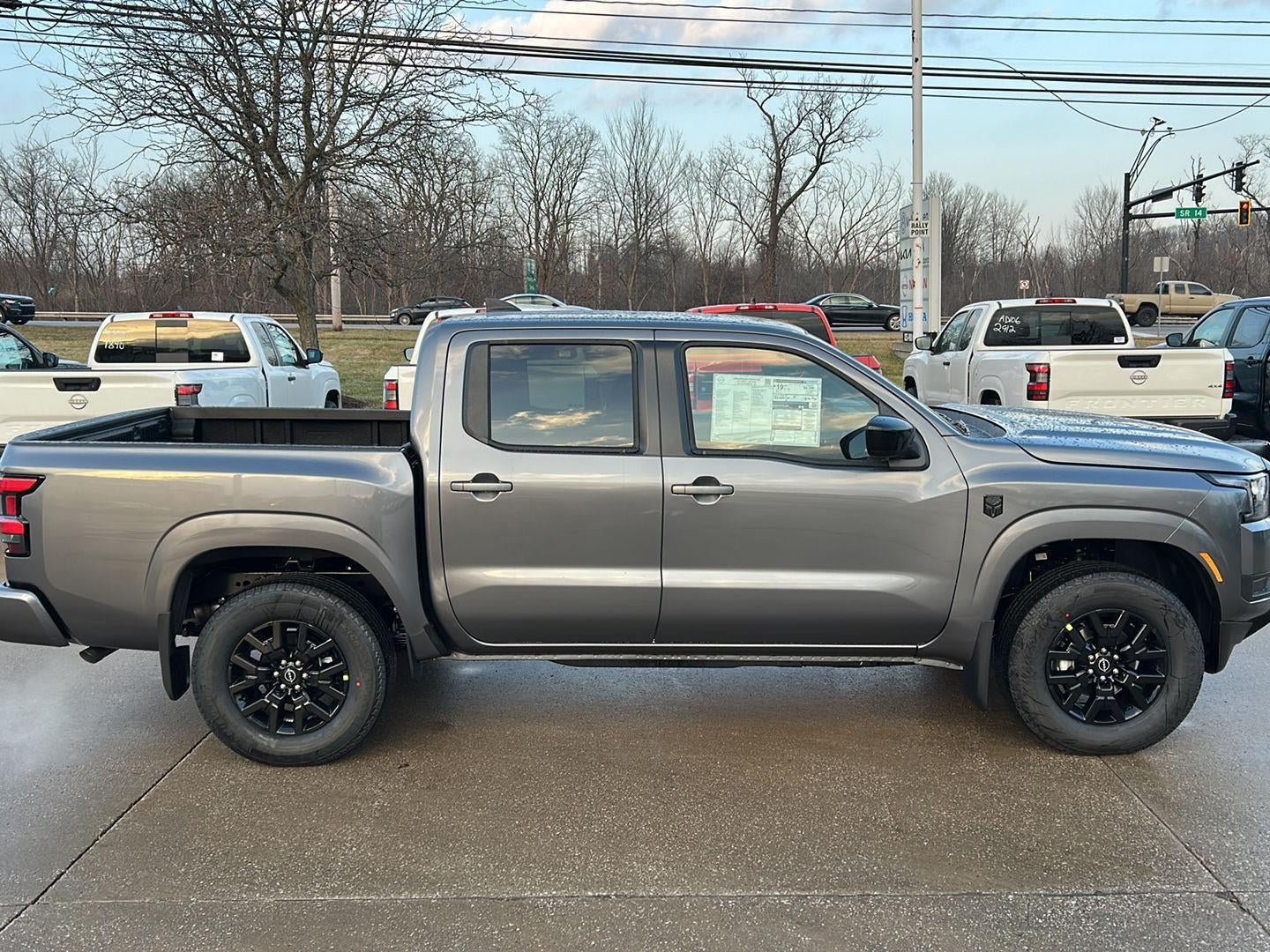 2026 Nissan Frontier Crew Cab SV